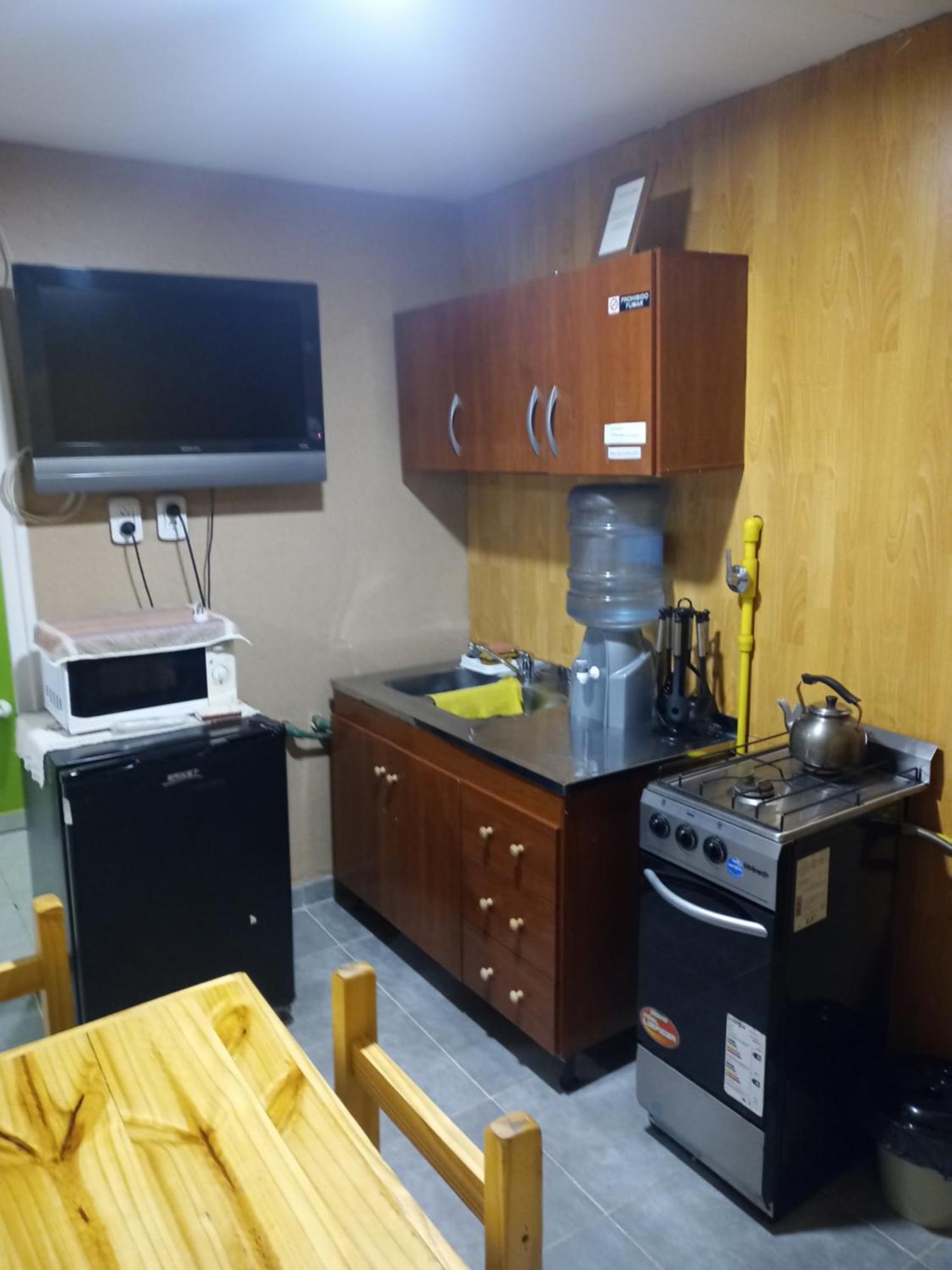 Hospedaje "San Andres" Gobernador Gregores 外观 照片