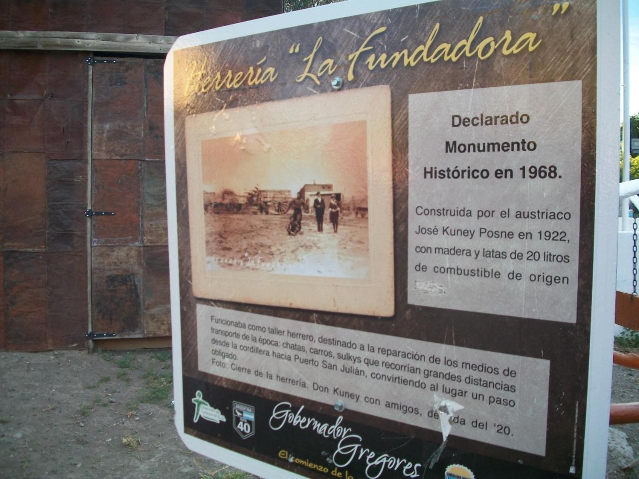 Hospedaje "San Andres" Gobernador Gregores 外观 照片